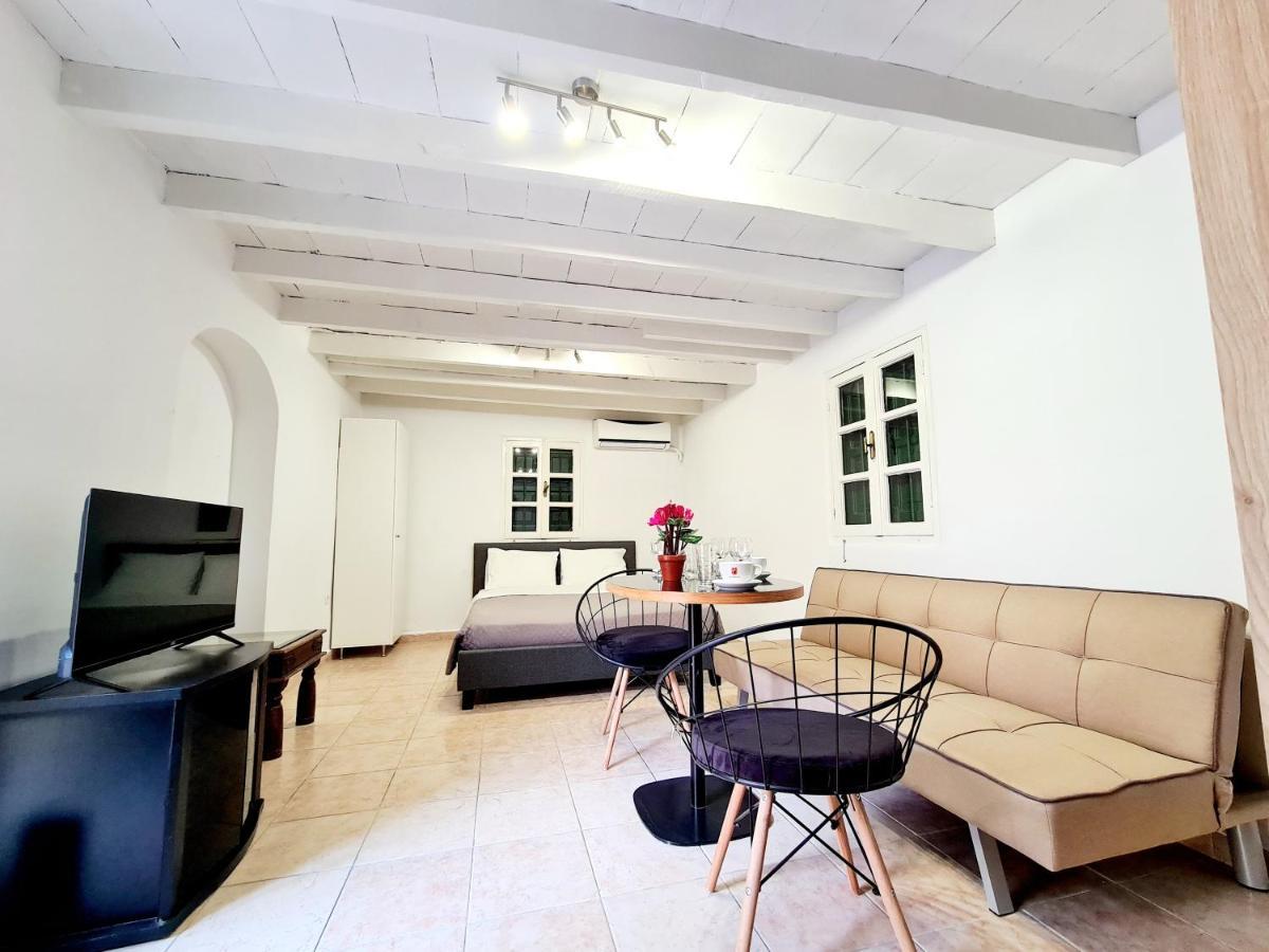 Piccolo Modern Suites Old Town Rhodes City Екстериор снимка