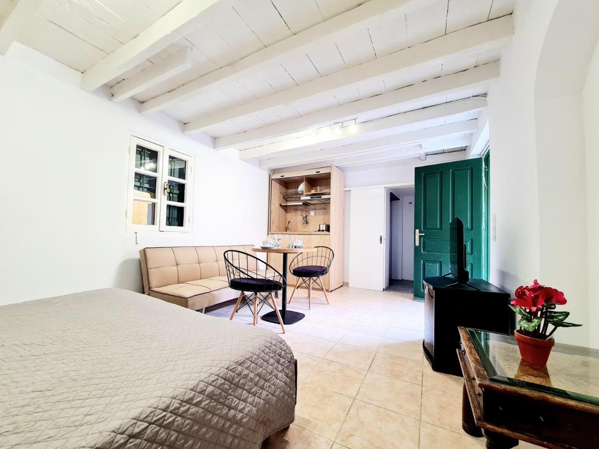 Piccolo Modern Suites Old Town Rhodes City Екстериор снимка