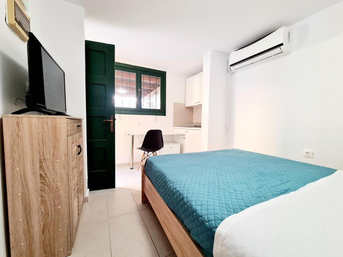 Piccolo Modern Suites Old Town Rhodes City Екстериор снимка
