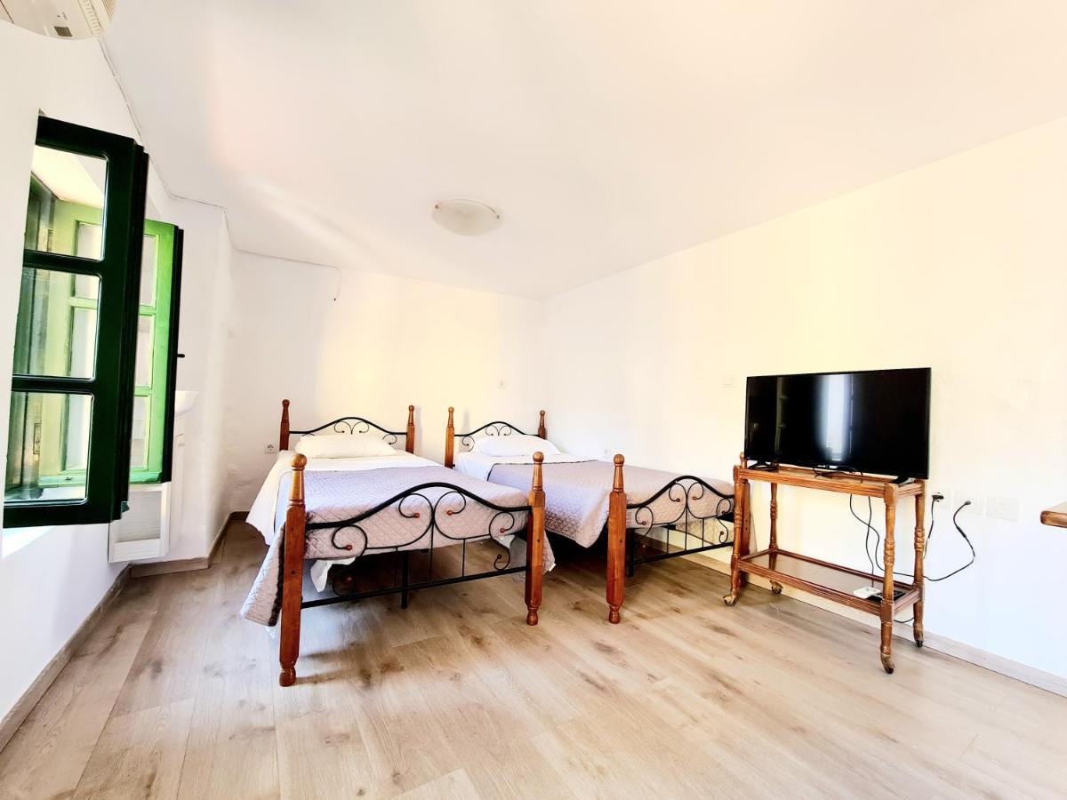 Piccolo Modern Suites Old Town Rhodes City Екстериор снимка
