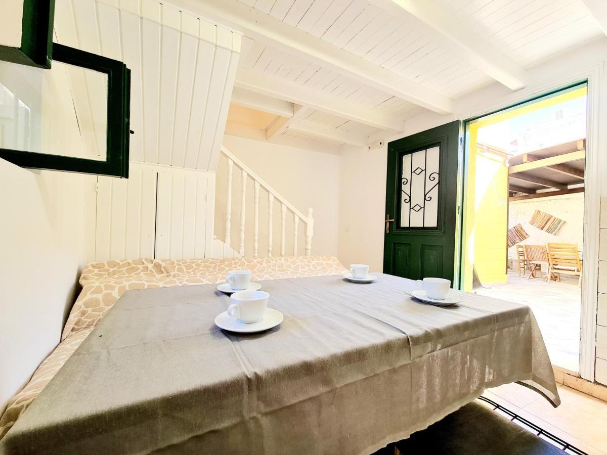 Piccolo Modern Suites Old Town Rhodes City Екстериор снимка